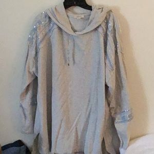 Gray and white sweatshirt